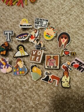 Taylor Swift Jibbetz Lot Of 20 Pieces, Different Designs